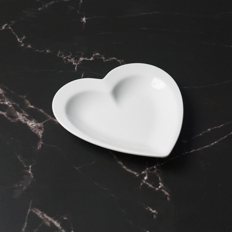 White Ceramic Heart-shaped Plate Household Ceramics