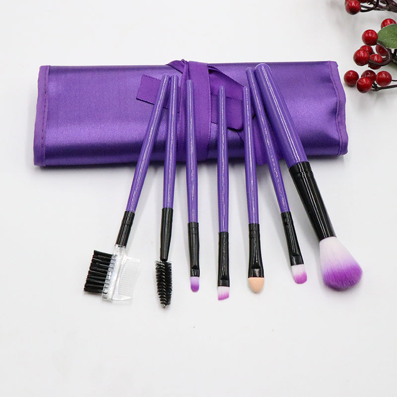 Beginner makeup brush set