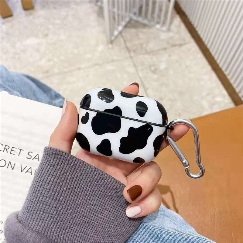 Compatible with Apple , Creative Cow Pattern Apple Bluetooth Earphone Protective Case