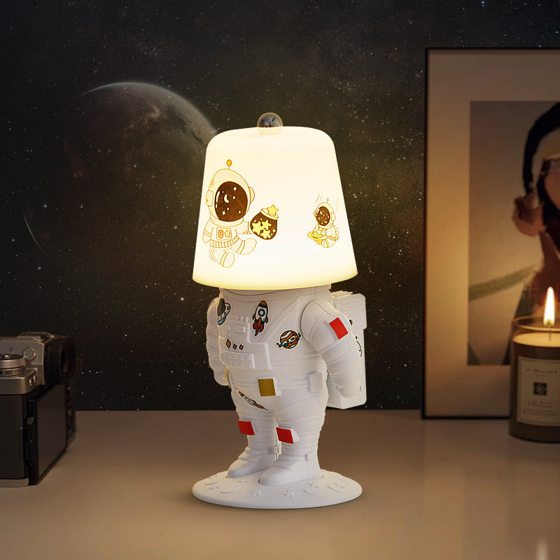 Charging Astronaut Small Night Lamp