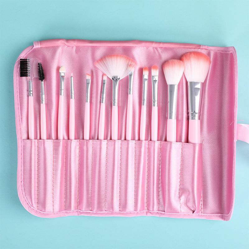 Beginner makeup brush set