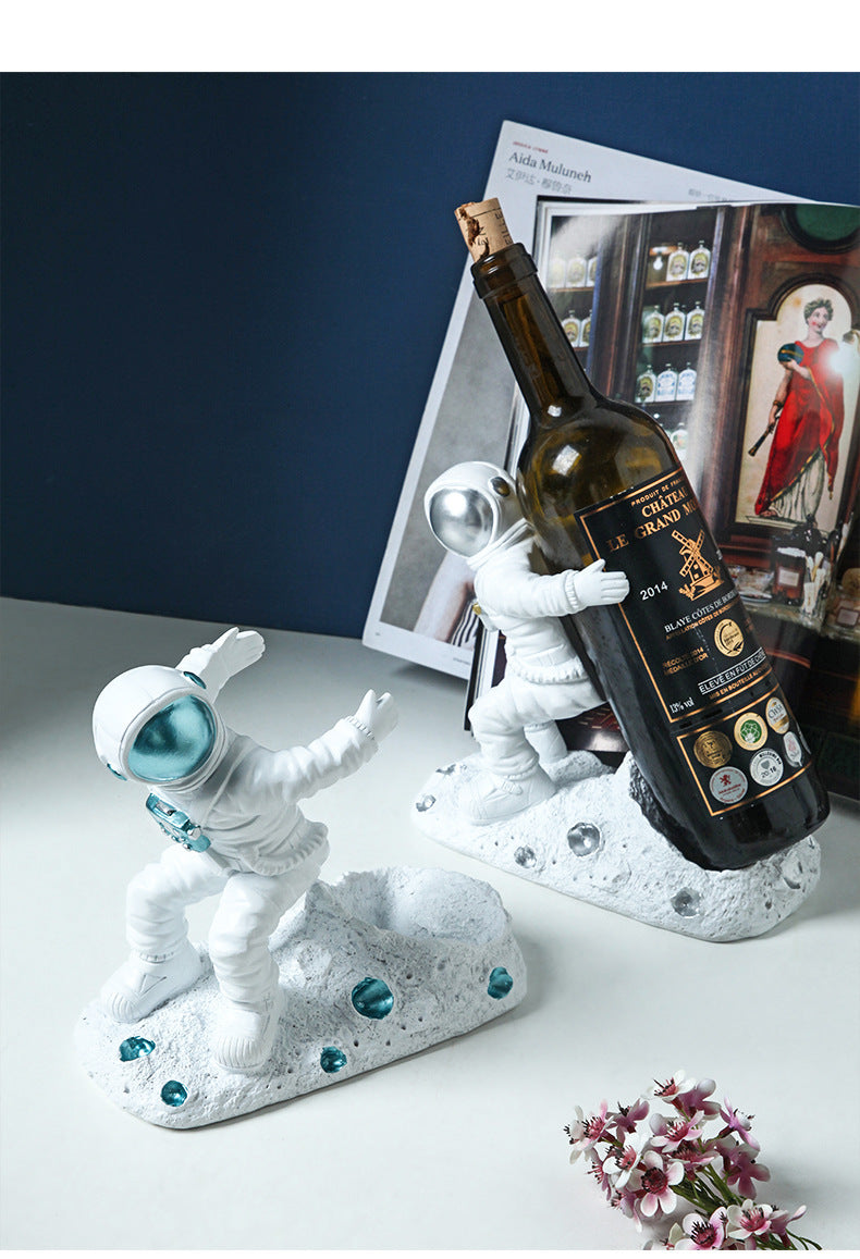 Astronaut wine rack decoration