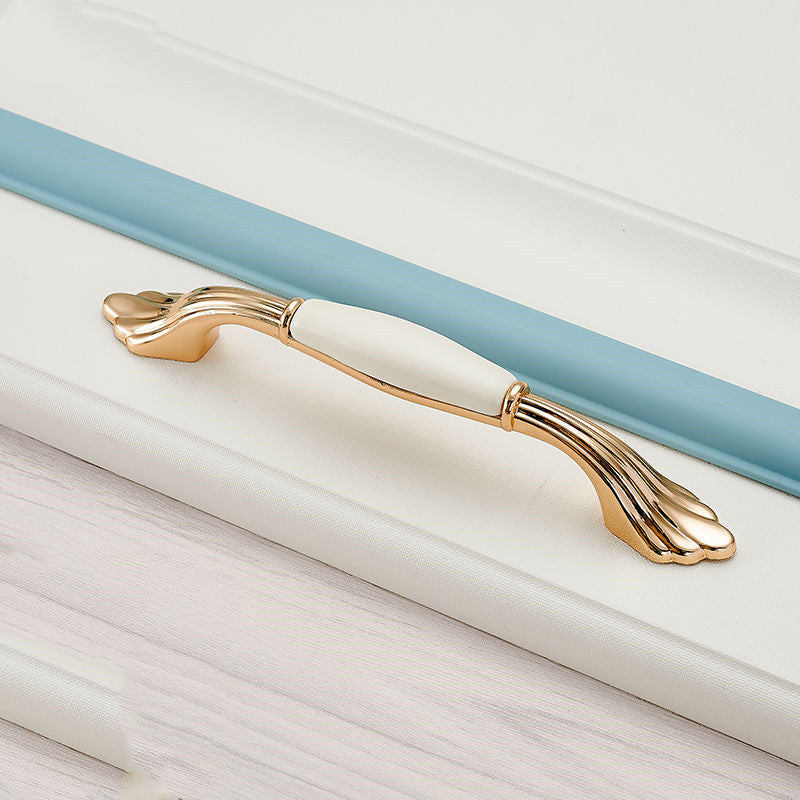 Zinc alloy golden ceramic handle