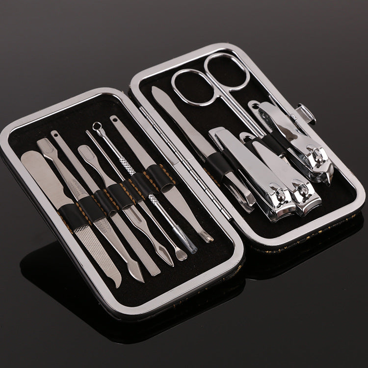 Nail scissors set