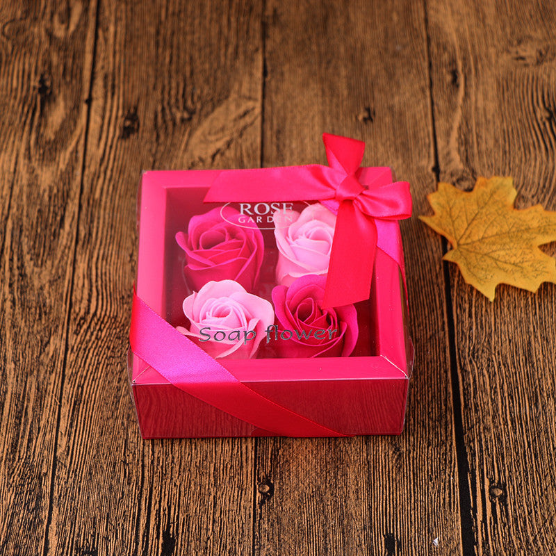 Caja de regalo con flores de jabón