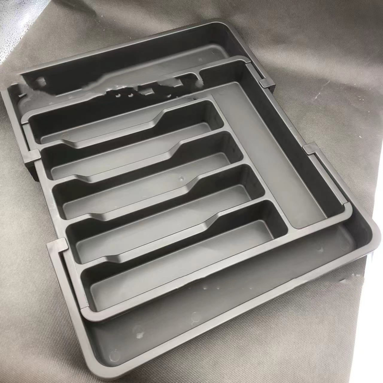 Adjustable Cutlery Rack Compact Silver Storage Box