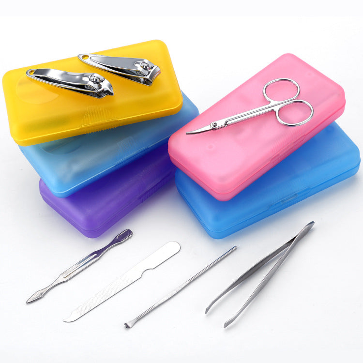 Nail scissors set