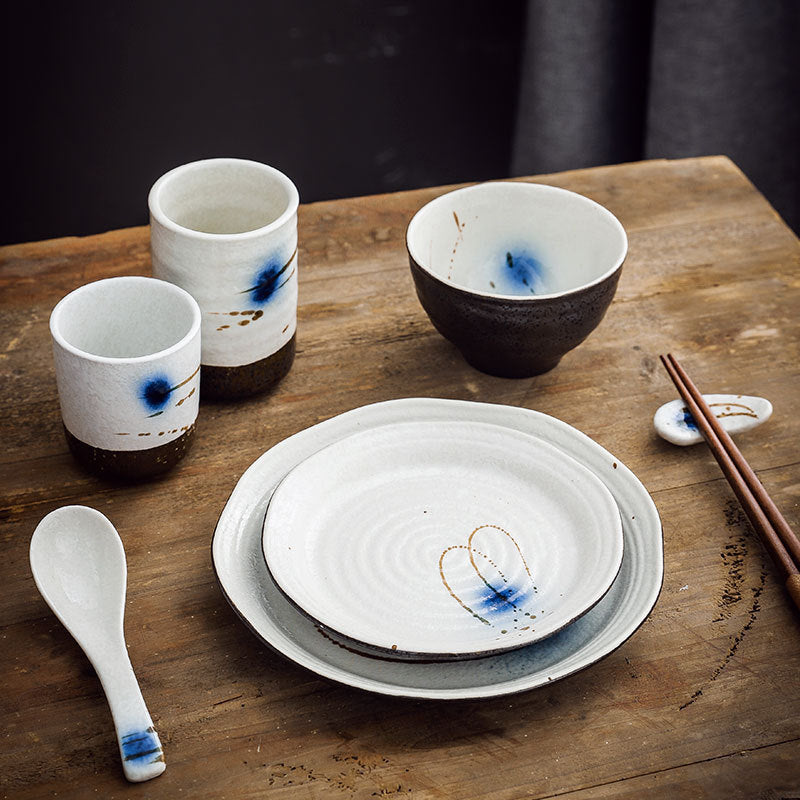 Dinnerware Sets