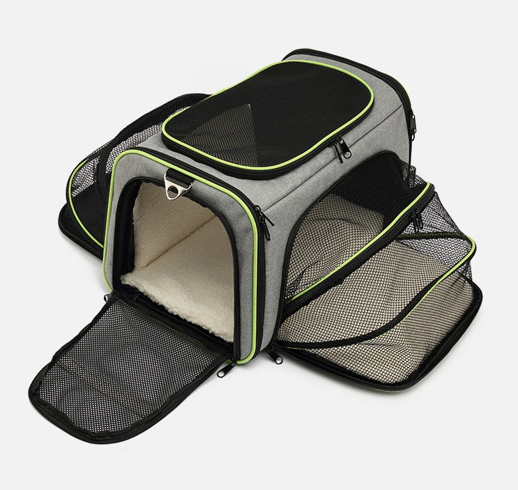 Pet Carriers & Crates