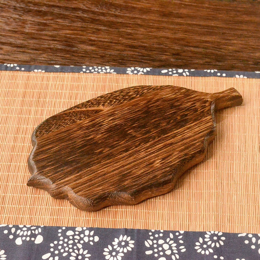 Japanese Leaf-shaped Wood Pallet