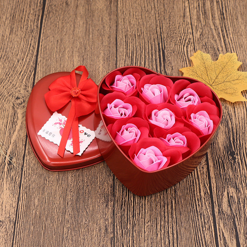 Caja de regalo con flores de jabón