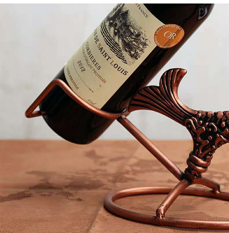 Fish wine rack