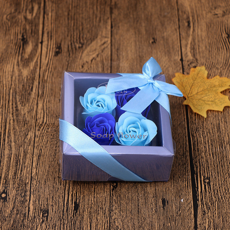 Caja de regalo con flores de jabón