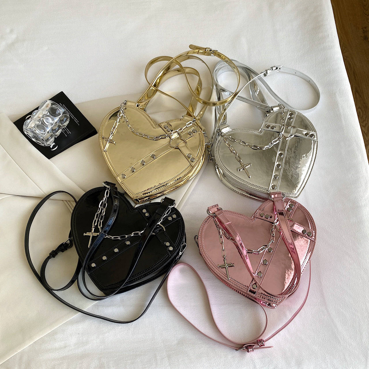 Chain Heart-shaped Bag